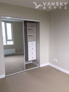 260718200205_4 - Bedroom closet.JPG